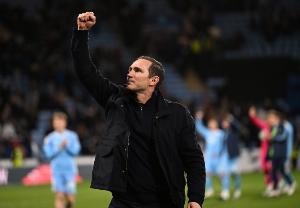 兰帕德：时隔25年重返英超，这是一个不可思议的时刻