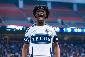 温哥华白浪3-0击败堪萨斯城取得三连胜，穆勒头球破门