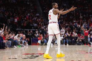 湖记：没有KD的火箭依然很强 他们的进攻篮板率39%&进攻效率116.5