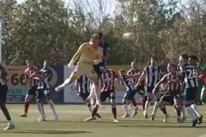 燥起来埃克塞特城门将第96分钟读秒绝平，一脚将场边皮球踹飞